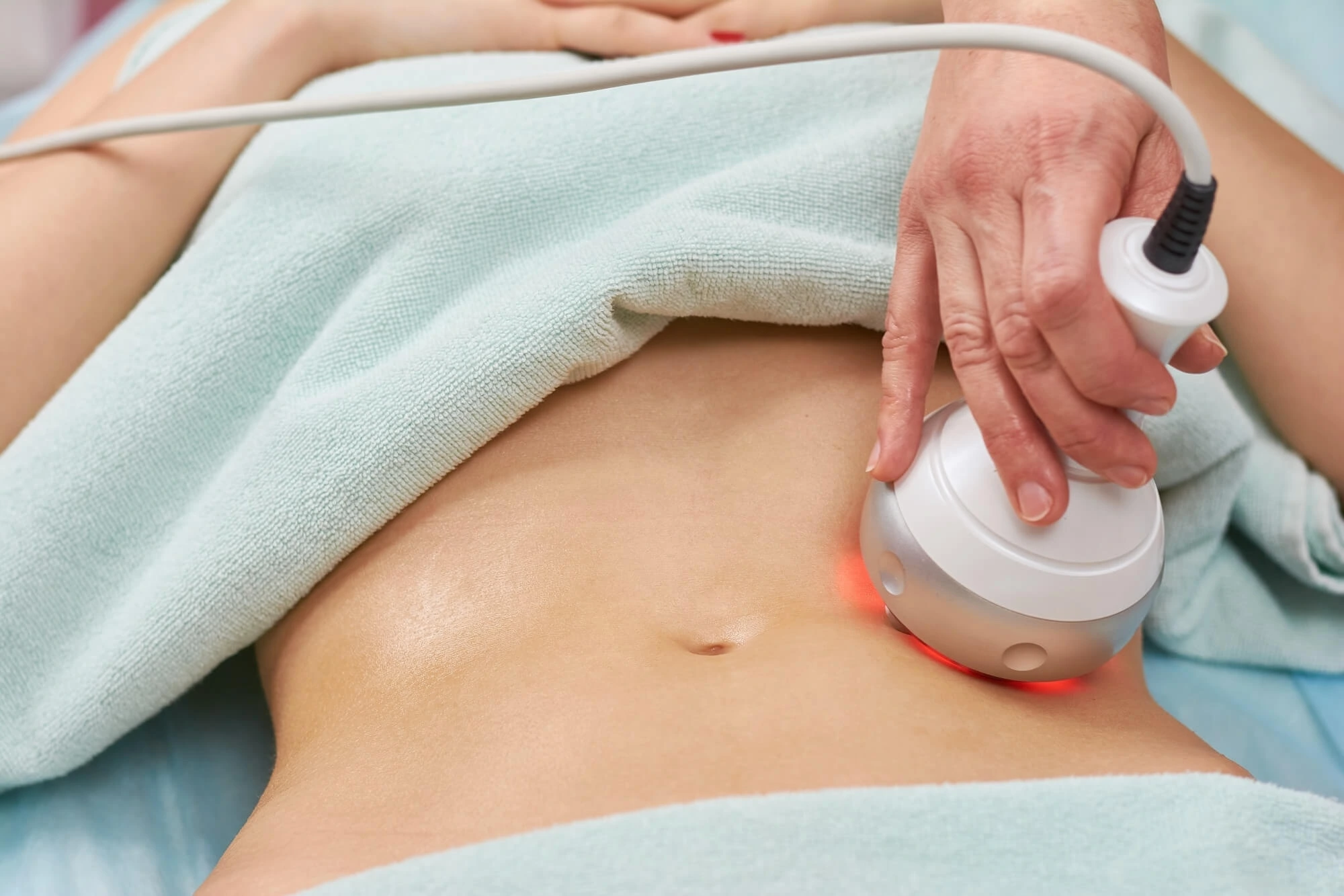 HIFU face and body treatment — ultrasound lifting